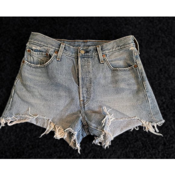 Levi's 501 Original High Waisted Shorts - Picture 2 of 5